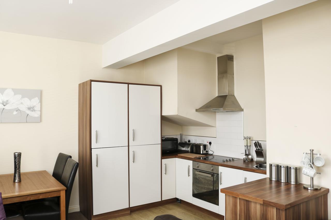 Parks Nest 5 Apartment Кингстън ъпон Хъл Екстериор снимка