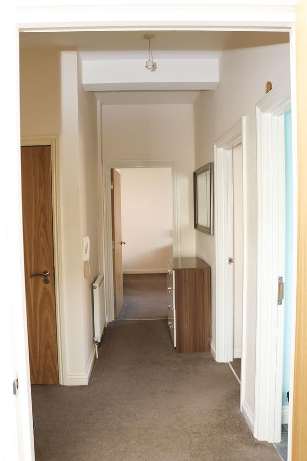 Parks Nest 5 Apartment Кингстън ъпон Хъл Екстериор снимка